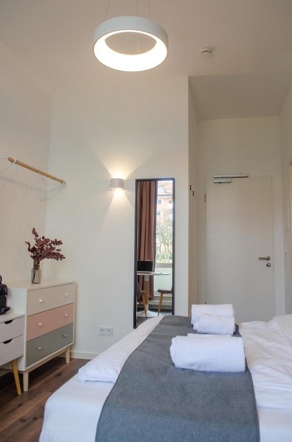 Homely Stay Studio 8 - Relaxed Self-Check-In Room In Munchen Bagian luar foto